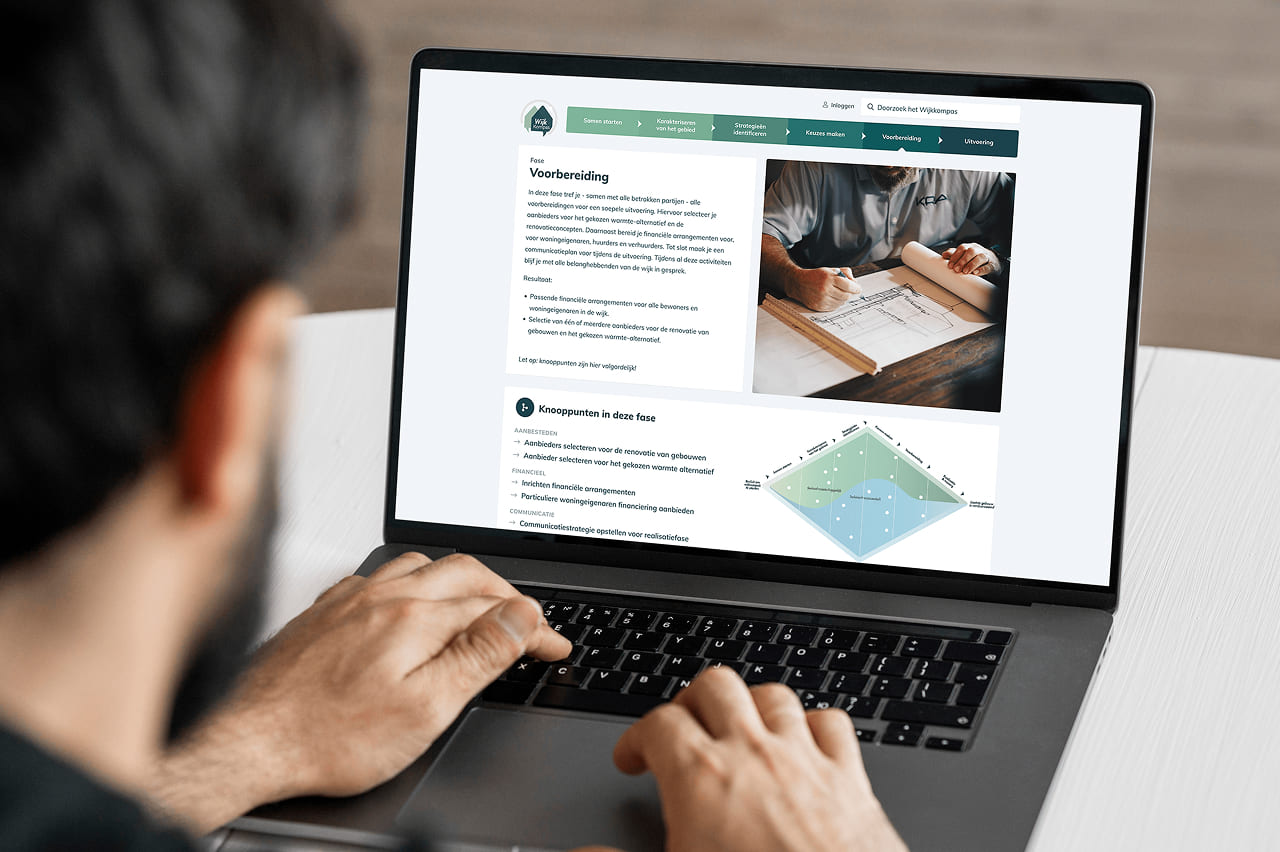 Wijkkompas op een laptop